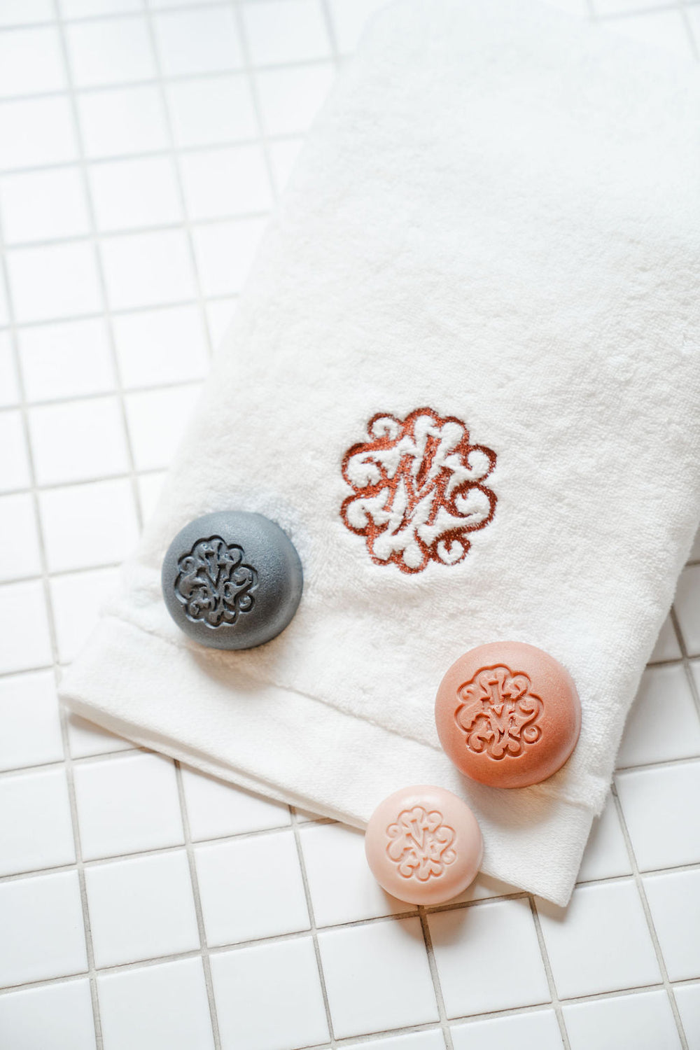 Guide complet du shampoing solide naturel : tout ce qu'il faut savoir